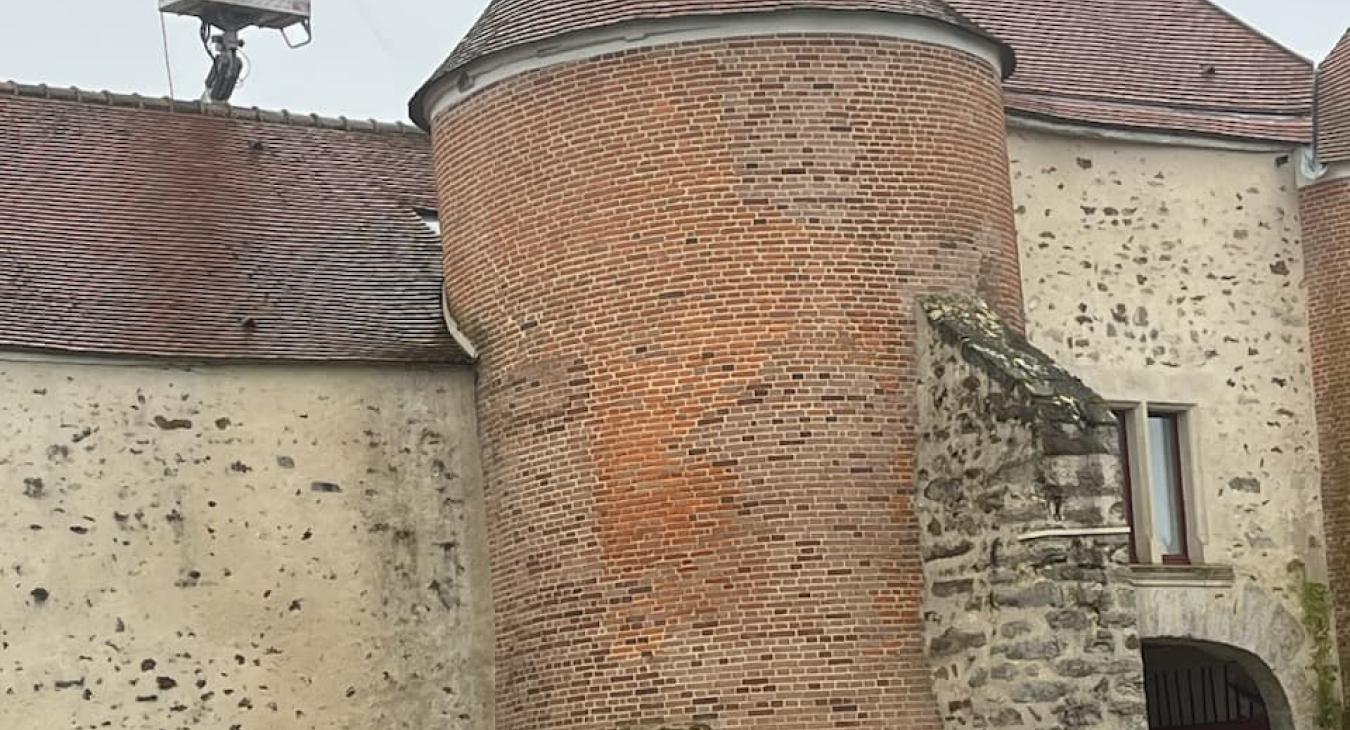 Nettoyage de façade et toiture Verdelot